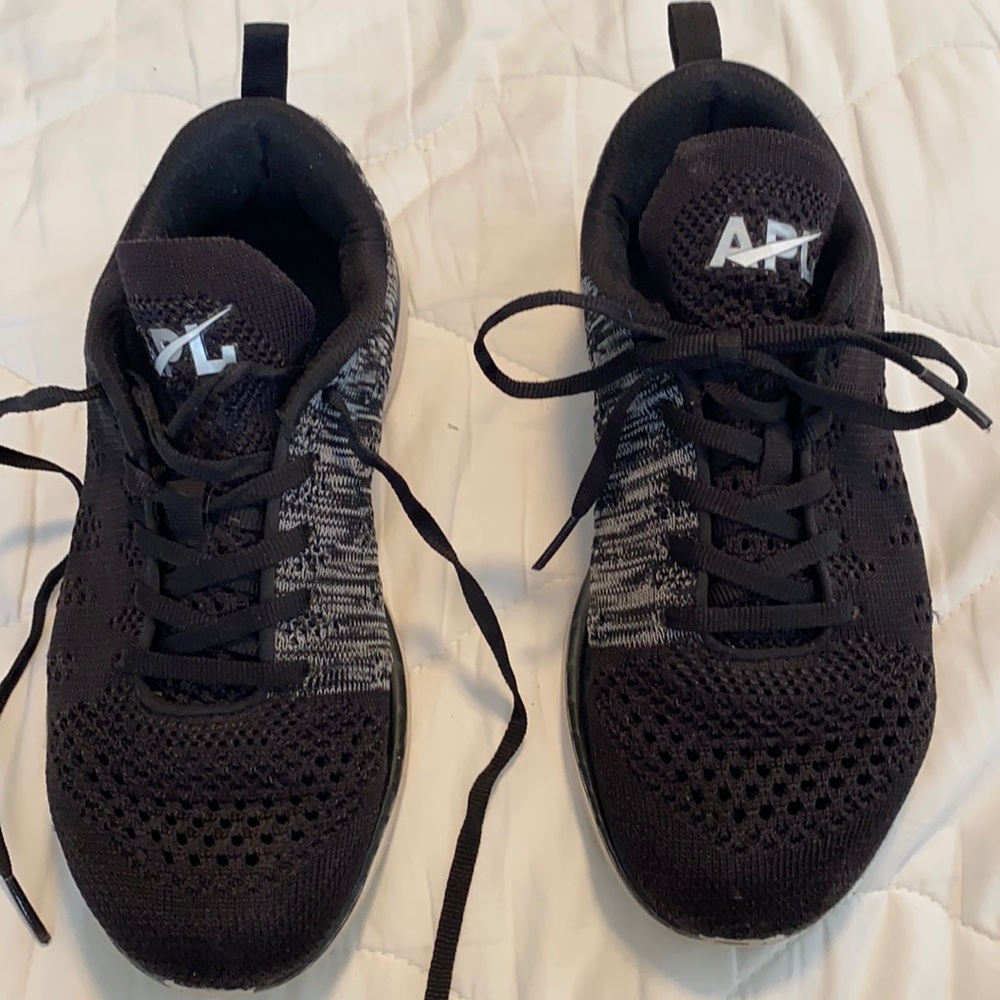 APL TENNIS SHOES